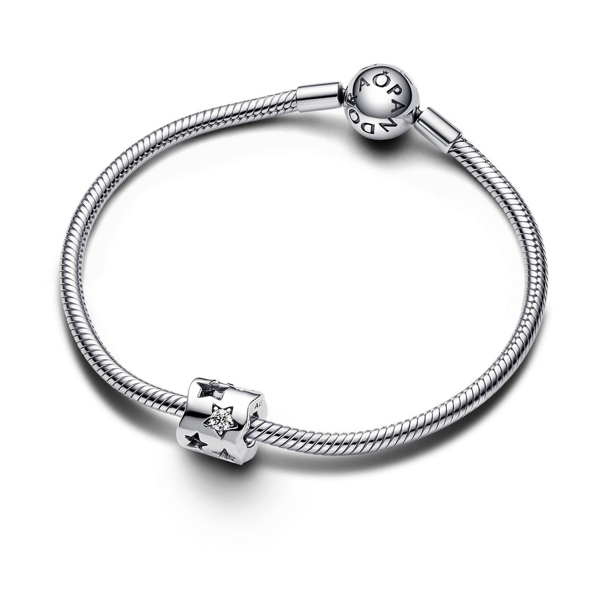 Pandora Openwork Star bedel 792827C01, exclusief en kwalitatief hoogwaardig. Ontdek nu!