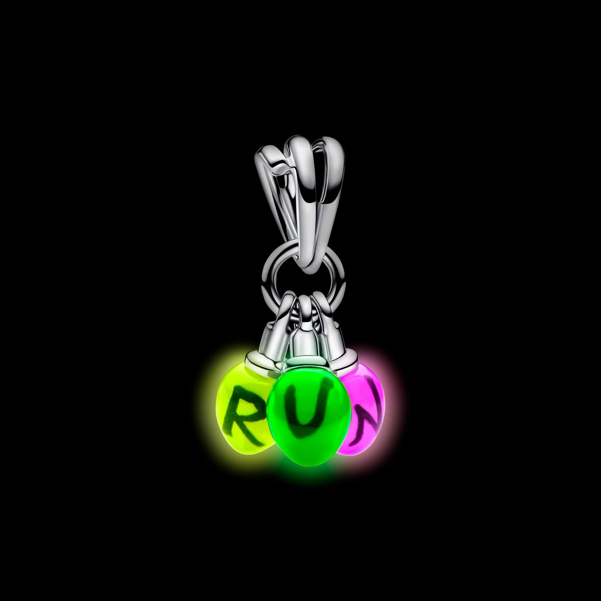 Pandora Glow-in-the-dark hangende bedel &#39;Run&#39; van Stranger Things - 793568C01