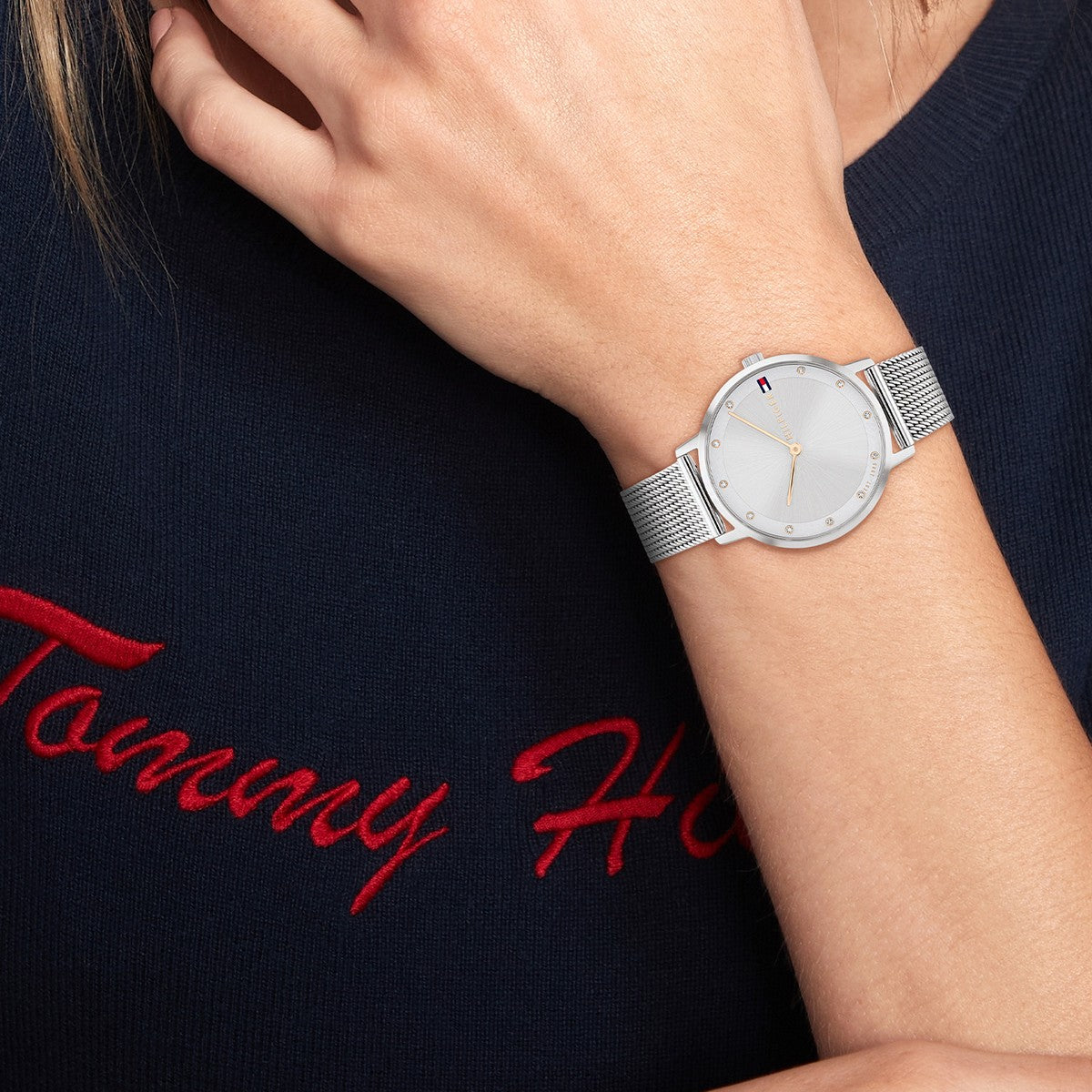 Tommy Hilfiger TH1782665 Horloge Dames Zilverkleurig 34mm, exclusief en kwalitatief hoogwaardig. Ontdek nu!