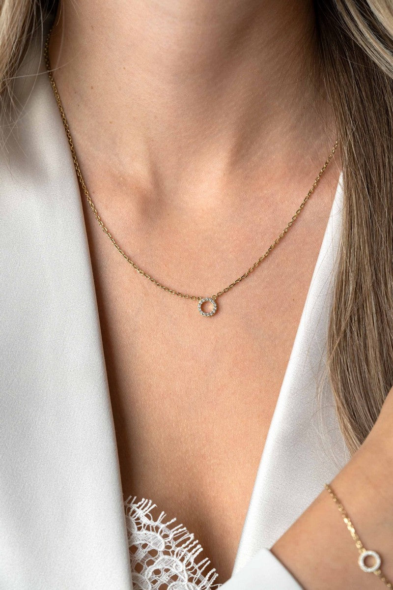 Zinzi Gold Plated Zilveren Ketting met Open Rondje en Witte Zirkonia&#39;s 45cm ZIC2550Y, exclusief en kwalitatief hoogwaardig. Ontdek nu!