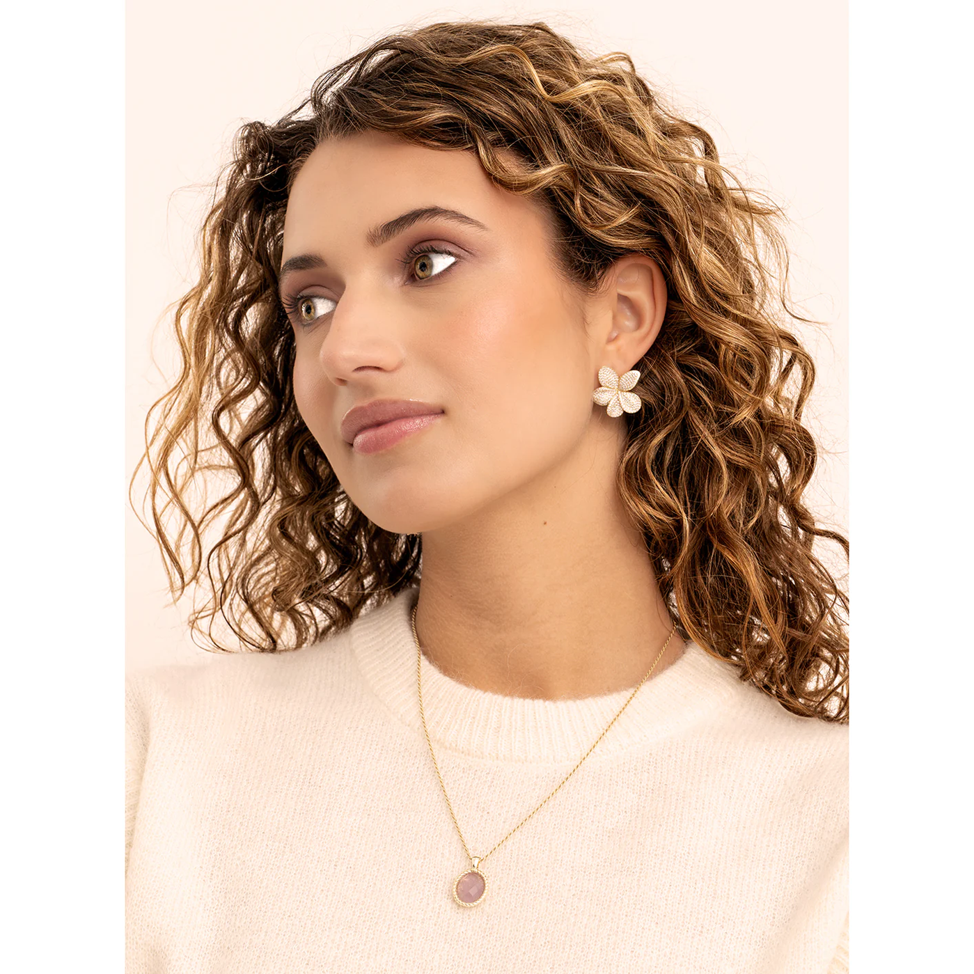 Sparkling Jewels Oorbellen | Flora Push Back Sparkling Jewels Oorbellen Gold - CZ EAG38 - PansiteNederland.nl