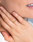 ZINZI Gold 14 krt gouden ring met bolletjes scheen en bezet met een ronde witte zirkonia in vierkante zetting van 3,5mm ZGR310 - PansiteNederland.nl