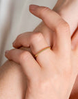 ZINZI Gold 14 krt gouden ring met bolletjes 1,5mm breed ZGR372 - PansiteNederland.nl