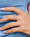ZINZI zilveren multi-look ring (9mm breed) met 3 rijen, bezet met blauwe kleurstenen en witte zirkonia's ZIR2646B - PansiteNederland.nl