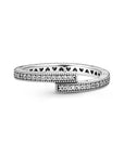 Pandora Sprankelende Overlappende Ring 199491C01, exclusief en kwalitatief hoogwaardig. Ontdek nu!