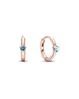 Pandora Light Blue Solitaire Huggie oorringen 289304C02, exclusief en kwalitatief hoogwaardig. Ontdek nu!