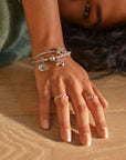 Pandora Sprankelende Bijenkoningin Hanger 398840C01, exclusief en kwalitatief hoogwaardig. Ontdek nu!