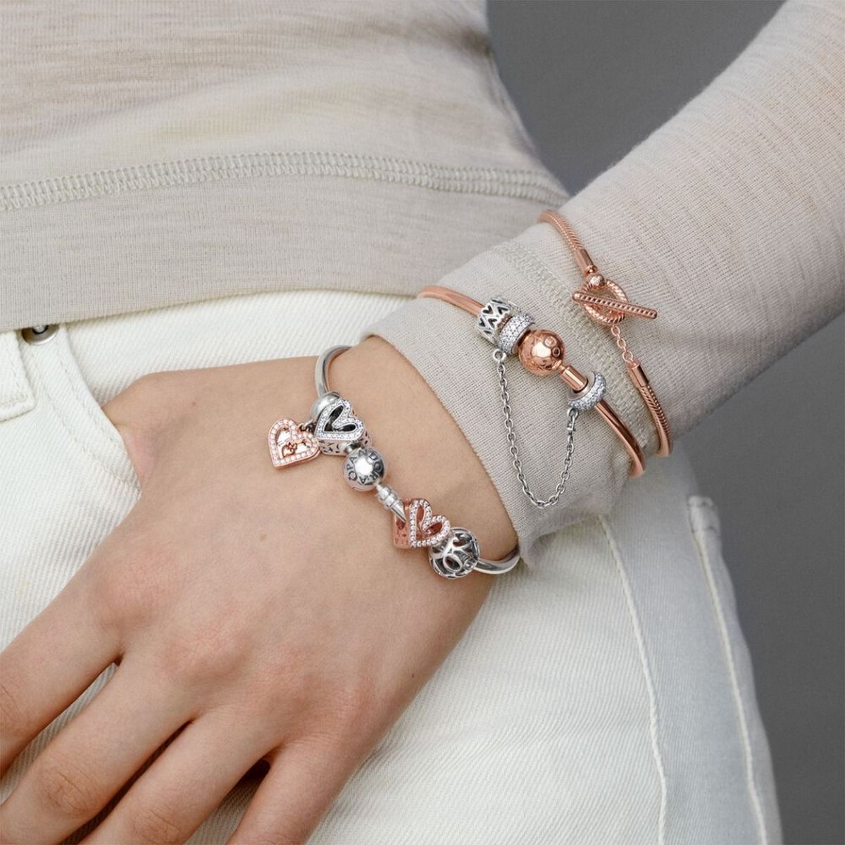 Rose gold bangle pandora on sale