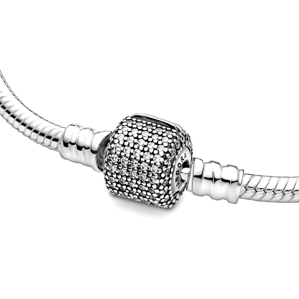 Pandora Moments Sprankelende Snake Chain Armband met Pavé Sluiting 590723CZ, exclusief en kwalitatief hoogwaardig. Ontdek nu!