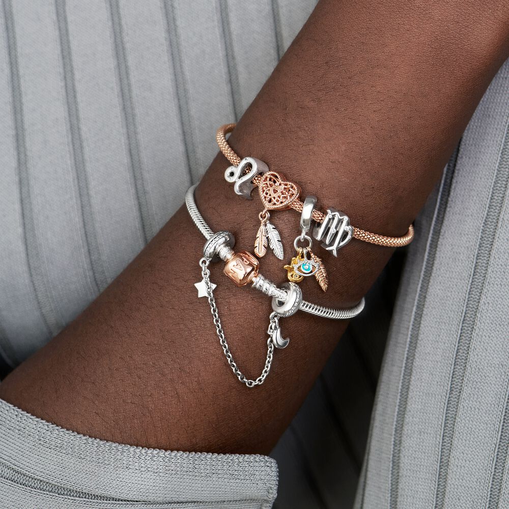 Pandora Hamsa, Alziend Oog &amp; Veer Spiritualiteit Hangende Bedel 768785C01, exclusief en kwalitatief hoogwaardig. Ontdek nu!