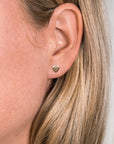 Zinzi Gold 14 karaat gouden oorknoppen glad hartje ZGO214, exclusief en kwalitatief hoogwaardig. Ontdek nu!