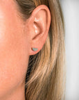 Zinzi Gold 14 karaat gouden oorknoppen halve maan wit zirconia ZGO220, exclusief en kwalitatief hoogwaardig. Ontdek nu!