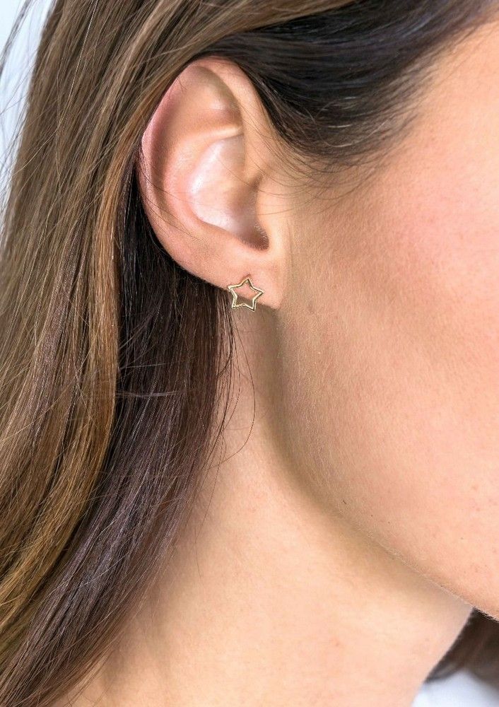 Zinzi zilveren oorknoppen 14K geelverguld open ster 8mm ZIO2092G, exclusief en kwalitatief hoogwaardig. Ontdek nu!