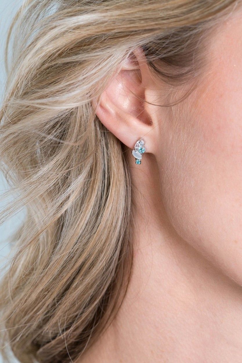 Zinzi zilveren fantasie oorknoppen 13mm lichtblauw en wit ZIO2189, exclusief en kwalitatief hoogwaardig. Ontdek nu!