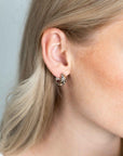 Zinzi zilveren luxe oorringen cross-over bicolor met witte zirkonia's 16x6mm ZIO2243, exclusief en kwalitatief hoogwaardig. Ontdek nu!
