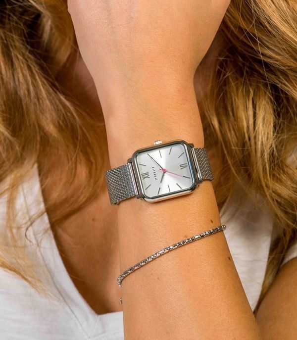 Zinzi horloge ZIW802M Square 32mm + gratis armband t.w.v. 29,95, exclusief en kwalitatief hoogwaardig. Ontdek nu!