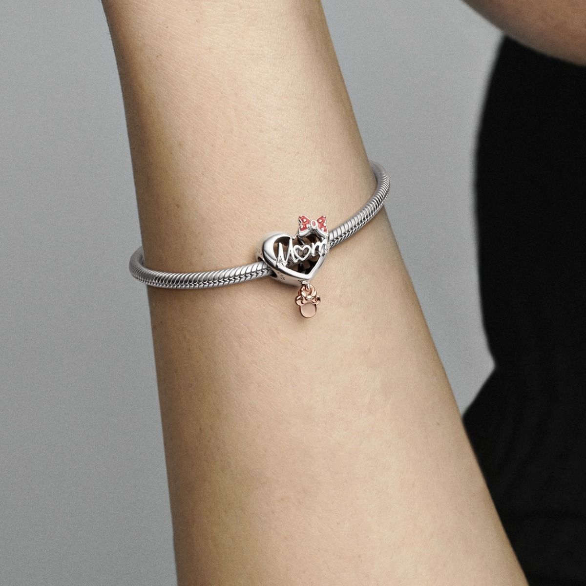 Pandora Disney Minnie Mouse Mum Heart Charm 781142C01, exclusief en kwalitatief hoogwaardig. Ontdek nu!