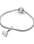 Pandora Marvel The Avengers Hamer van Thor Hangende Bedel 790483C01, exclusief en kwalitatief hoogwaardig. Ontdek nu!