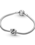 Pandora Family Always Encircled Heart Charm 791507C00, exclusief en kwalitatief hoogwaardig. Ontdek nu!