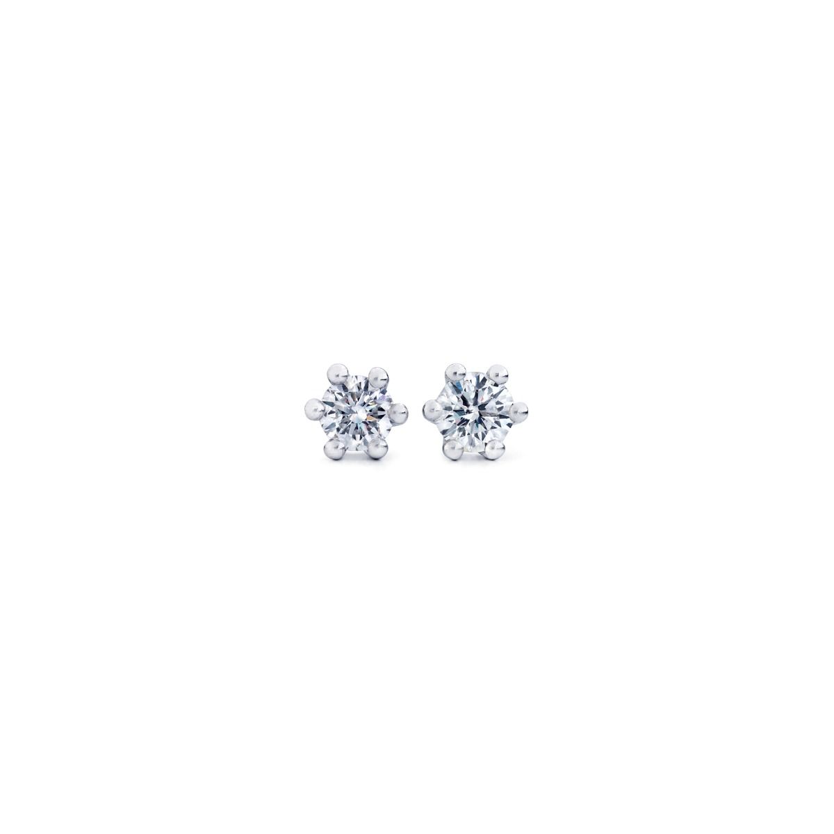 Witgouden oorbellen met diamant 2x0.10 Pikee Wesselton OOR0029-020, exclusief en kwalitatief hoogwaardig. Ontdek nu!