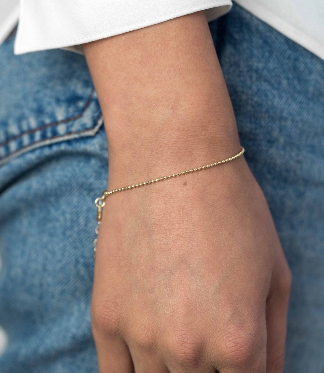 Zinzi zilveren bolletjes armband geel verguld 1,5mm breed 17-19,5cm ZIA1909G, exclusief en kwalitatief hoogwaardig. Ontdek nu!