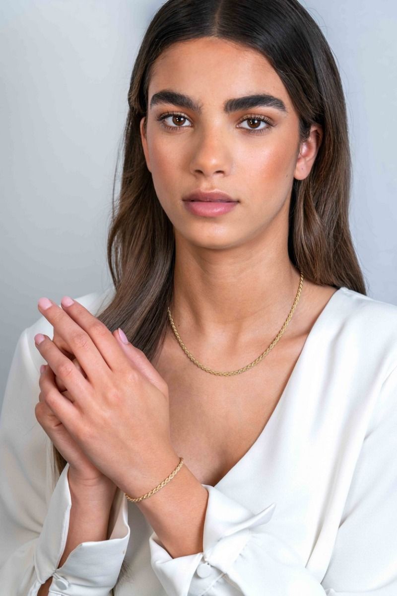 Zinzi gold plated zilveren koord ketting 2,6mm breed 42-45cm ZIC2386G, exclusief en kwalitatief hoogwaardig. Ontdek nu!