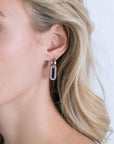 Zinzi zilveren oorbedels 20mm ovale vorm witte zirkonia's ZICH2156, exclusief en kwalitatief hoogwaardig. Ontdek nu!
