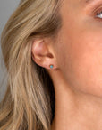 Zinzi's "December Blue Bliss" - Oorknoppen 4mm Gold Plated met Geboortesteen Blauw Topaas Zirconia ZIO-DEC, exclusief en kwalitatief hoogwaardig. Ontdek nu!