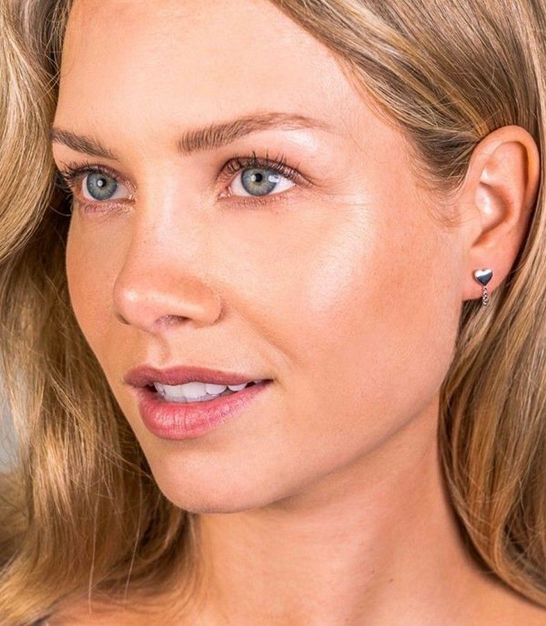 Zinzi zilveren oorknoppen met ketting hart ZIO1686, exclusief en kwalitatief hoogwaardig. Ontdek nu!