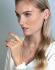 Zinzi zilveren oorstekers staafje 12mm ovale vorm bezet met witte zirkonia's ZIO2270, exclusief en kwalitatief hoogwaardig. Ontdek nu!
