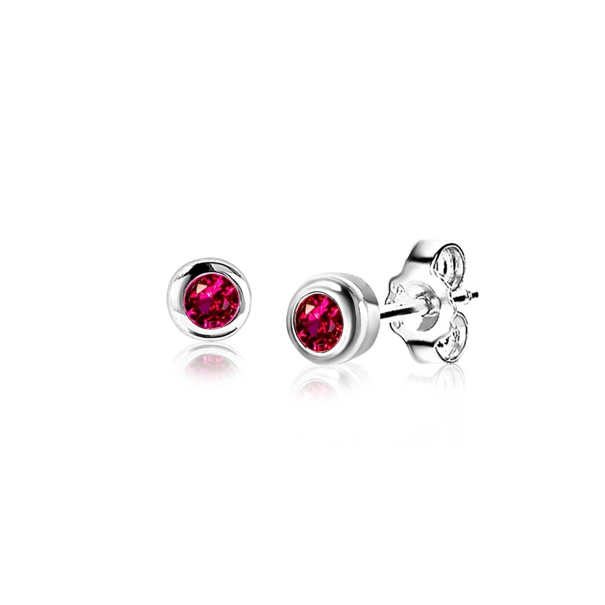 Zinzi's "Ruby Radiance" - 4mm Zilveren Oorknoppen met Geboortesteen Rood Robijn Zirconia ZIOZ-JUL, exclusief en kwalitatief hoogwaardig. Ontdek nu!