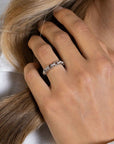 Zinzi zilveren ring met gedraaide en gladde schakels ZIR2394, exclusief en kwalitatief hoogwaardig. Ontdek nu!