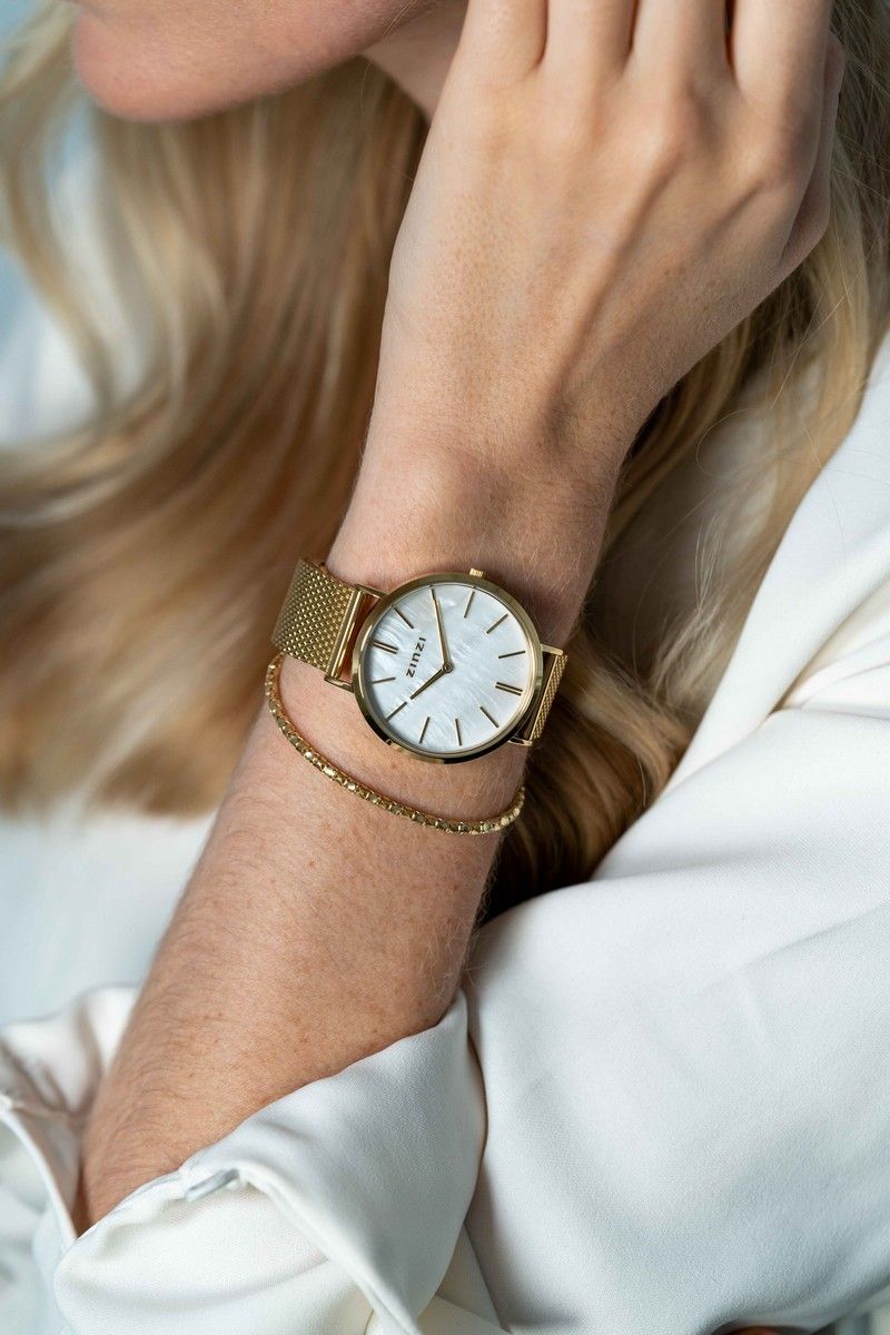 Zinzi Retro horloge ZIW448M + gratis armband t.w.v. 29,95, exclusief en kwalitatief hoogwaardig. Ontdek nu!