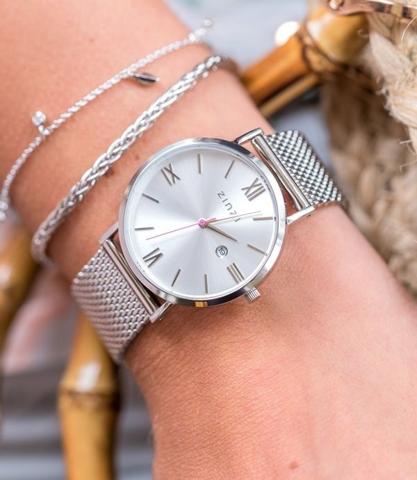 Zinzi Horloge Retro ZIW502M + gratis armband t.w.v. 29,95 - Zilverkleurig - 34 mm, exclusief en kwalitatief hoogwaardig. Ontdek nu!